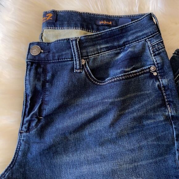 Seven7 Crop Girlfriend Jeans Distressed 14 - Picture 3 of 16